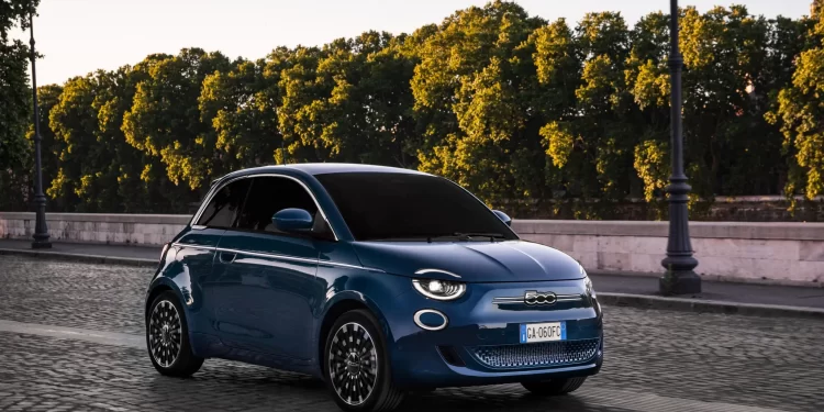 Fiat chce po roce 2027 v Evropě prodávat pouze elektromobily